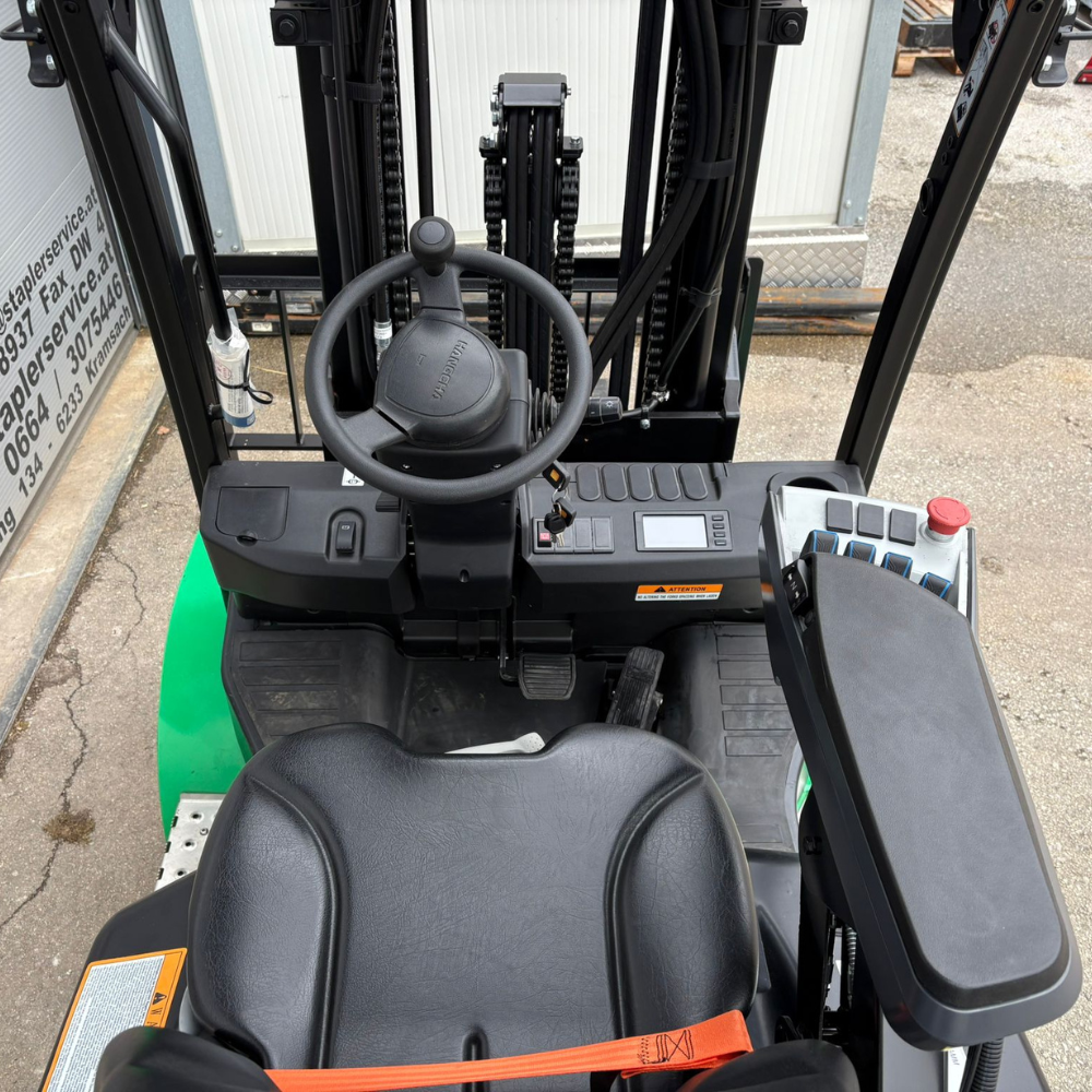 Hangcha 4-Rad Elektro Stapler | CPD25-XCY2-SI