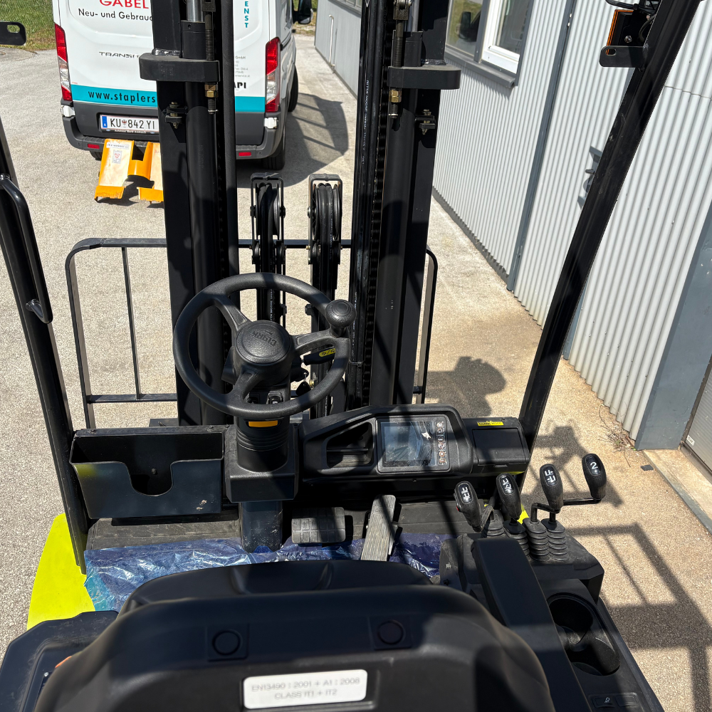 Clark 4-Rad Elektro Stapler | SE 35