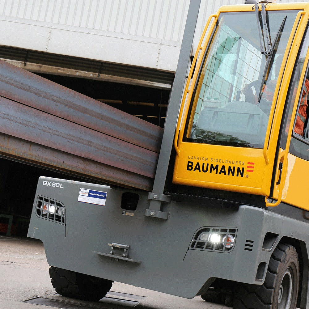 Baumann Seitenstapler im Kragarmregal