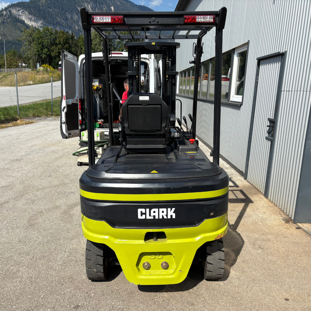 Clark 4-Rad Elektro Stapler | SE 35